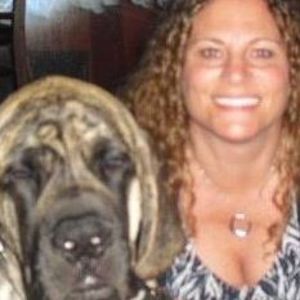 Meet your Posher, Leslie